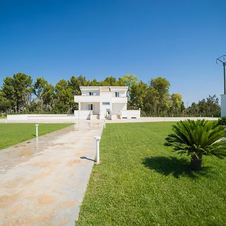 Complesso Cristal With Shared Pool דירה