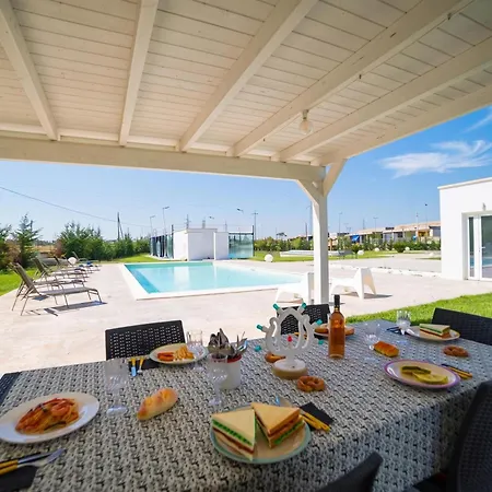 Complesso Cristal With Shared Pool